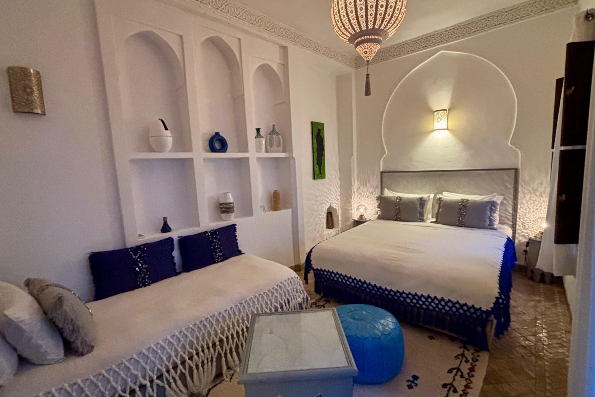 Riad Aya - Marrakech - Maroc - Chambre supérieure - Anis Riad Aya - Marrakech - Maroc - Chambre supérieure - Anis